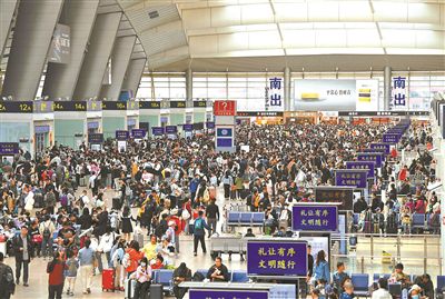 天辰注册：北京七大火车站昨日发送旅客83.3万人次